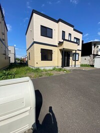花川北テラスハウスB