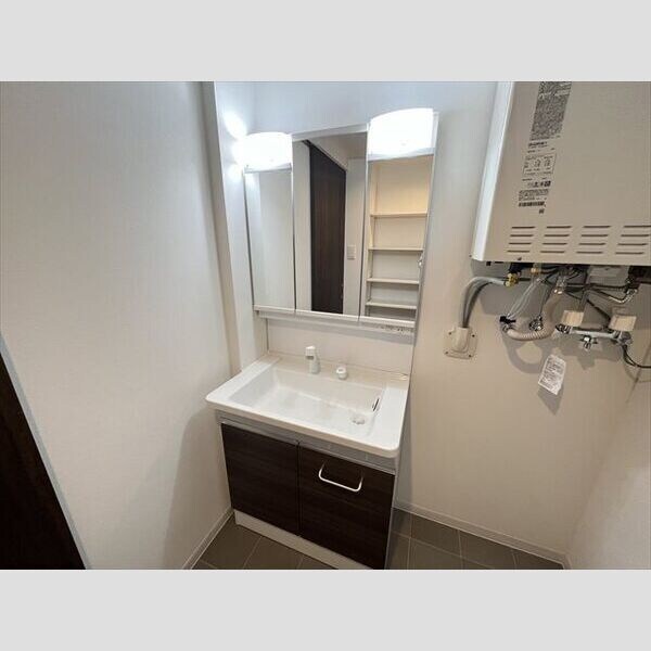  アルファスクエア北12西3