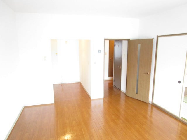  東6　札苗線/東苗穂4条3丁目 1階 築32年