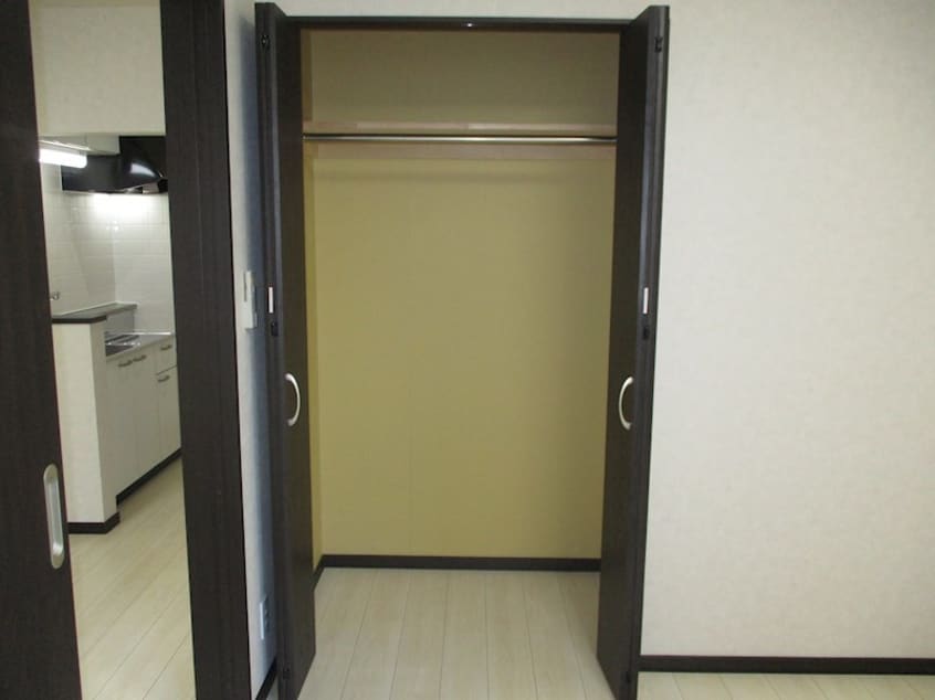  中央バス/伏古7-3 2階 築5年