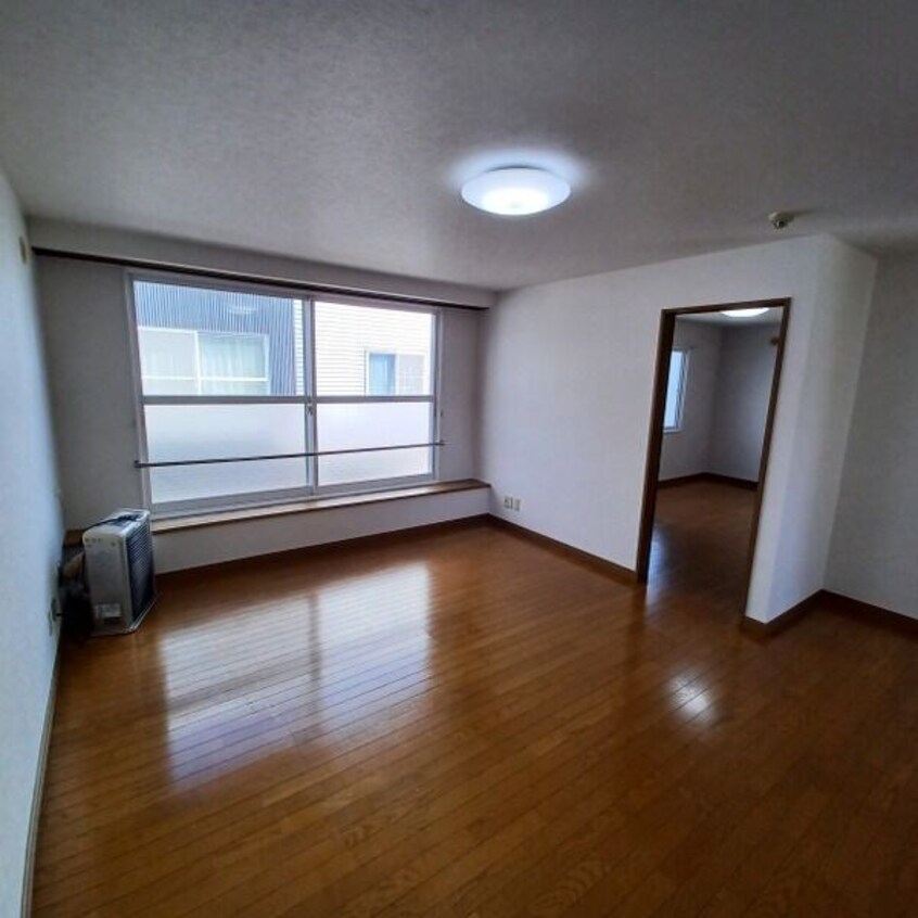  札幌市営地下鉄東豊線/環状通東駅 徒歩24分 2階 築28年