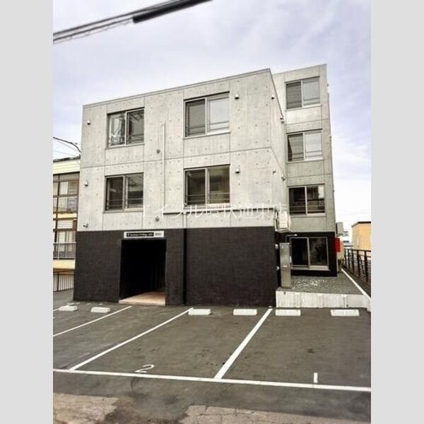  札幌市営地下鉄東西線/南郷１８丁目駅 徒歩7分 2階 1年未満