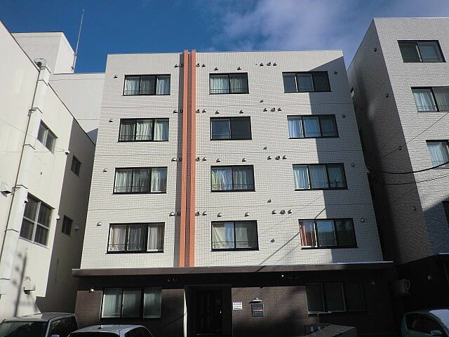  札幌市営地下鉄東豊線/さっぽろ駅 徒歩5分 3階 築13年