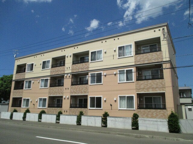  札幌市営地下鉄東豊線/環状通東駅 徒歩18分 1階 築19年