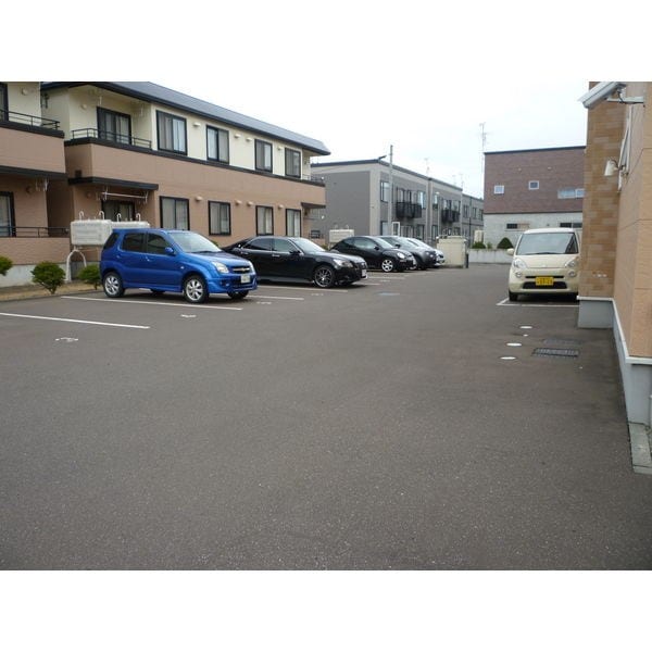  札幌市営地下鉄東豊線/環状通東駅 徒歩18分 1階 築19年