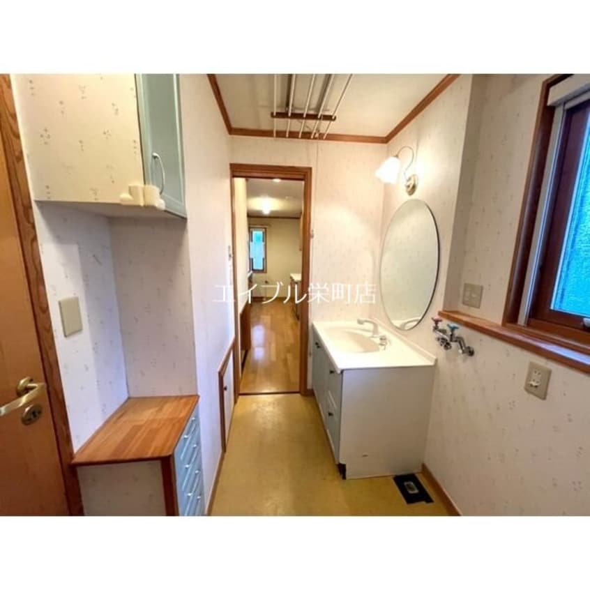  真駒内貸家