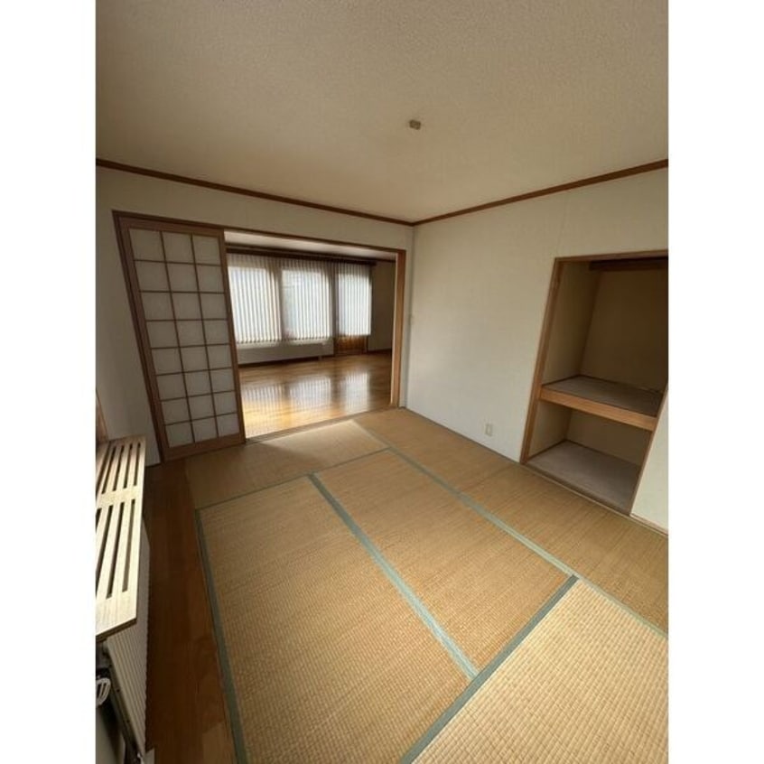  新川戸建て