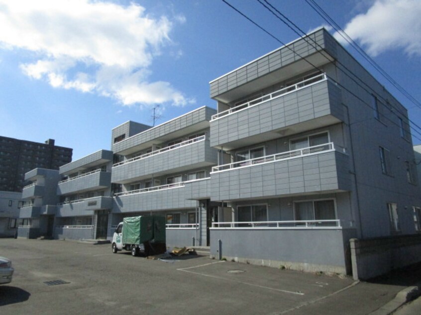  サンフラワー元町