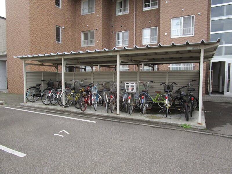  グリターパレス