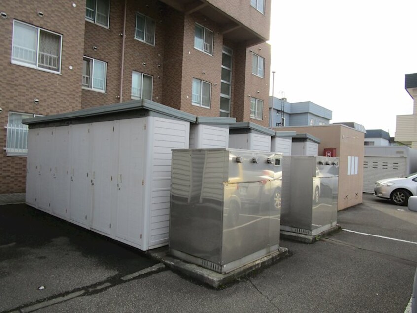  グリターパレス