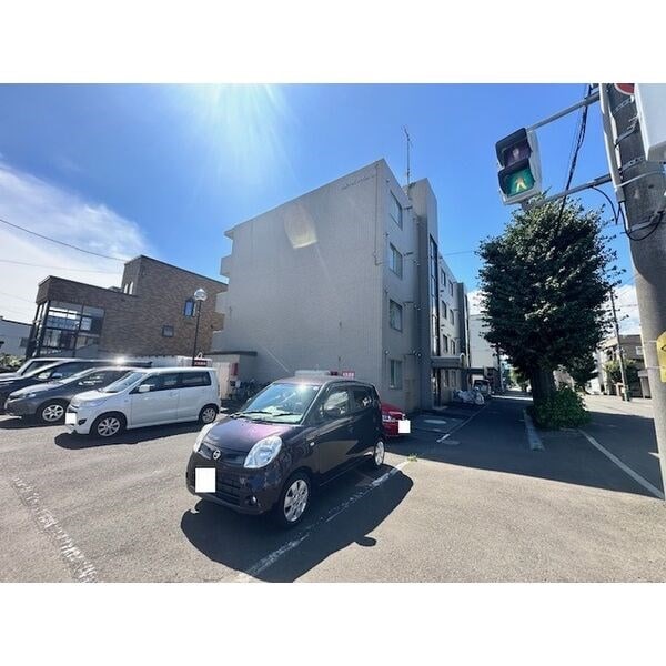  リポーズハイム31