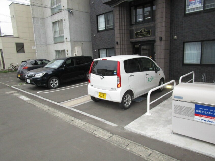  グランメールN21元町