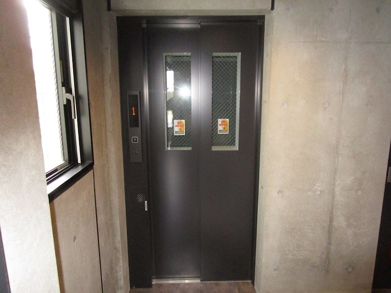  グランドサクセス創成川