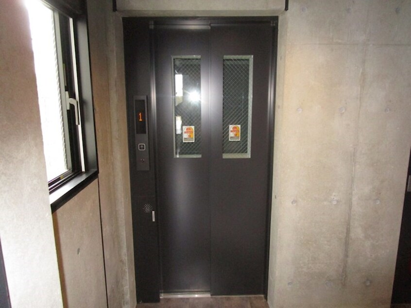  グランドサクセス創成川