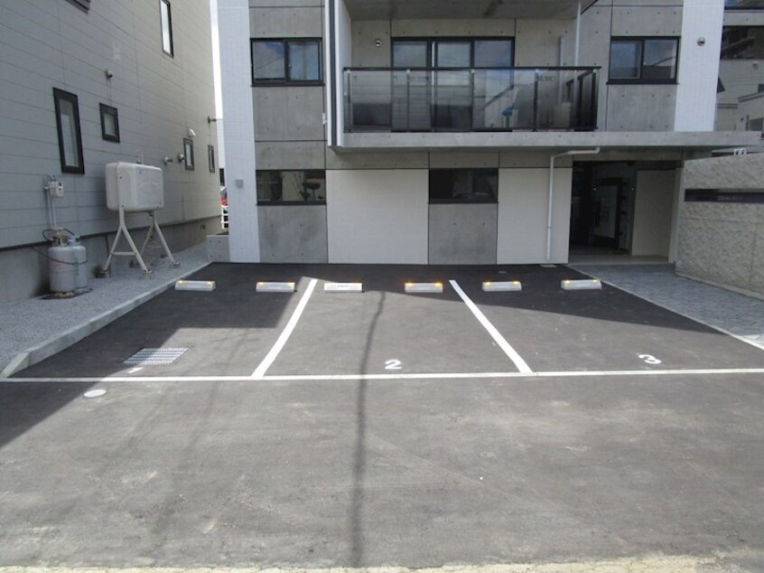  グランドサクセス創成川