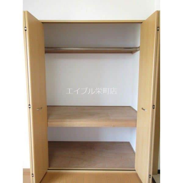  フォンテーヌ新道東