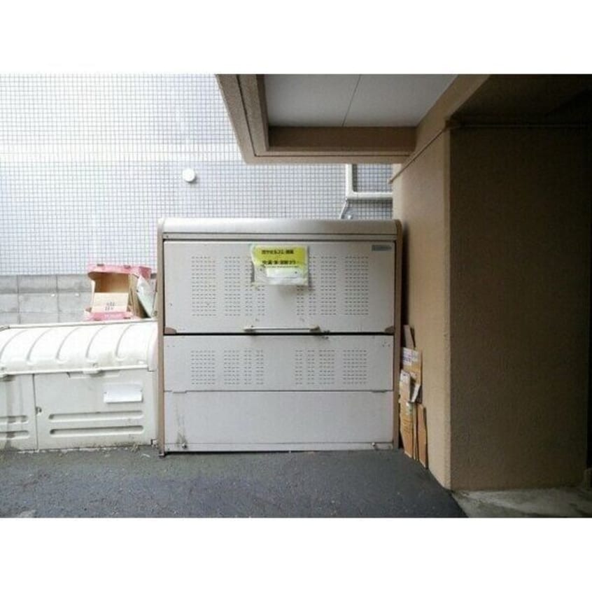  メゾンクレスト北大前II