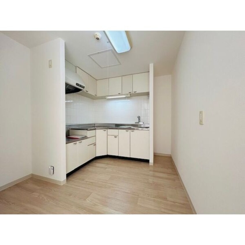  ティーズビレッジ元町