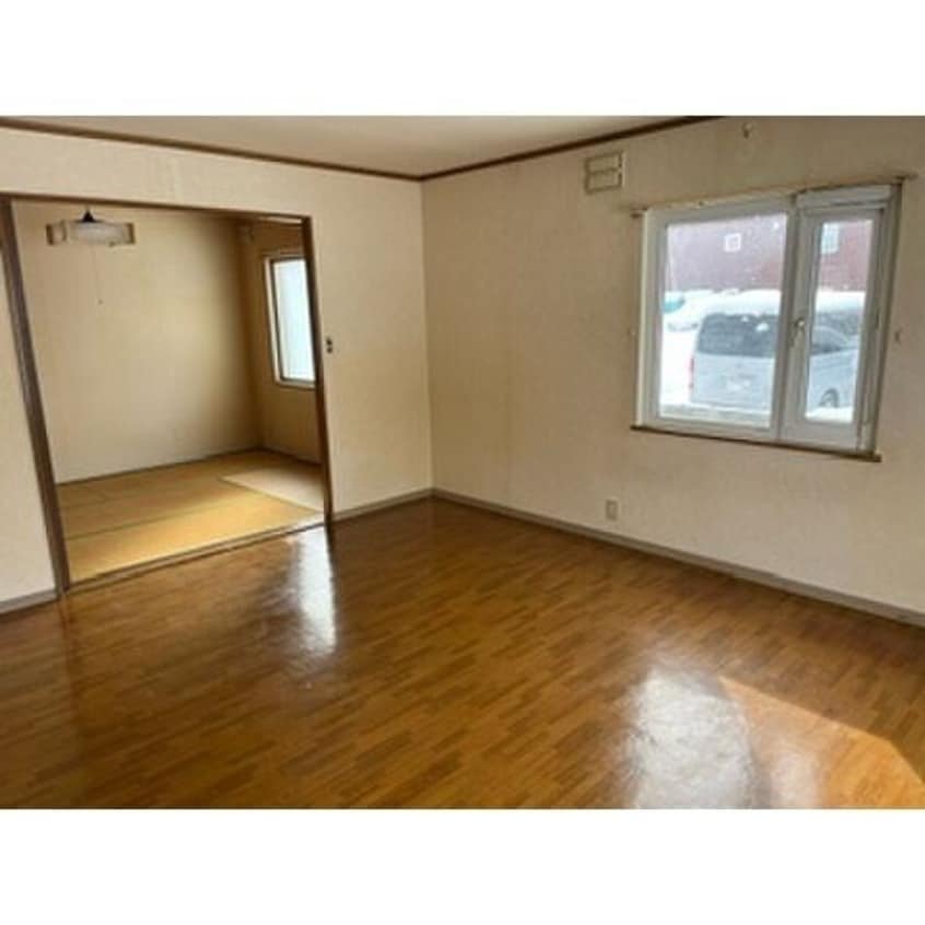  北郷9条8丁目テラスハウス