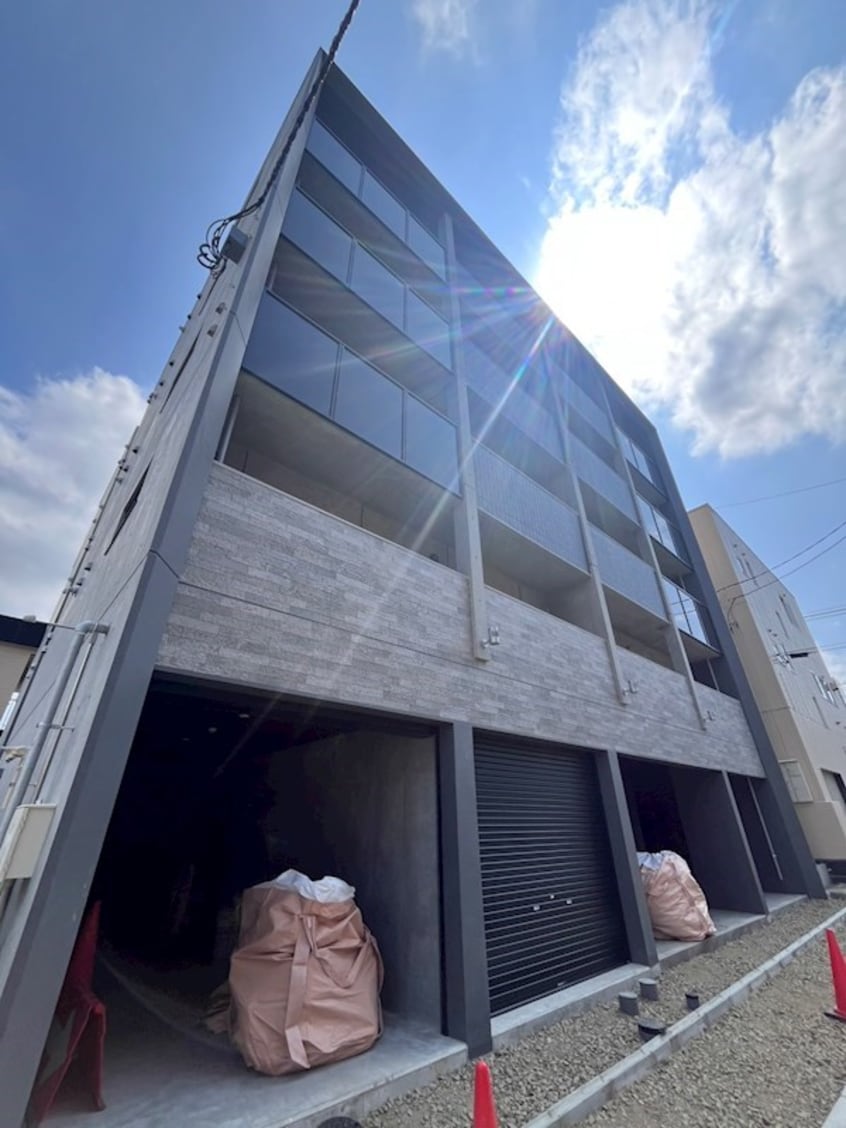  エルクリエイト新道東