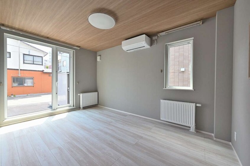  貸家南14条西8丁目1-10