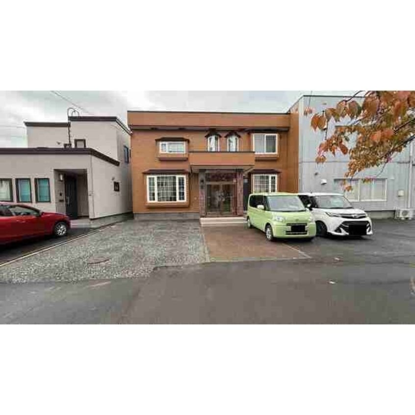  北２１条東３丁目テラスハウス