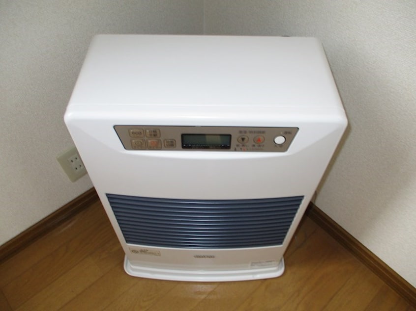  ハイツニシカワ