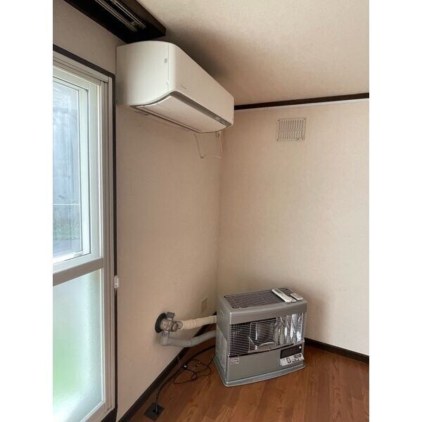  北郷2条11丁目3-38貸家