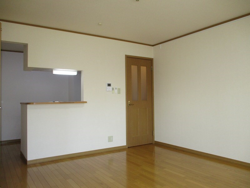  ファミール元町