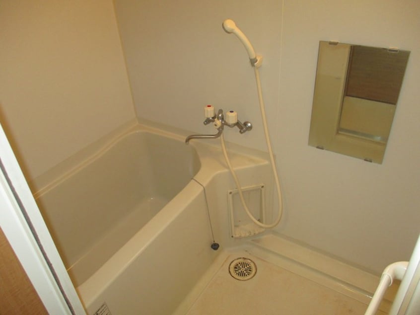  エストフォーレ16II