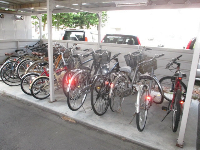  エストフォーレ16II