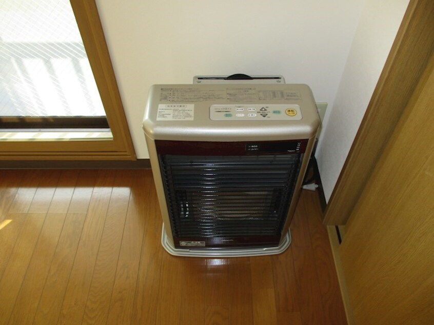  ノースリヴァ.E