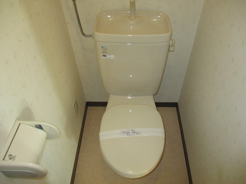  ノースリヴァ.E