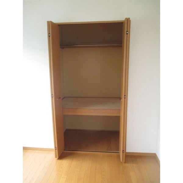  シャルル・ド・アベニュー