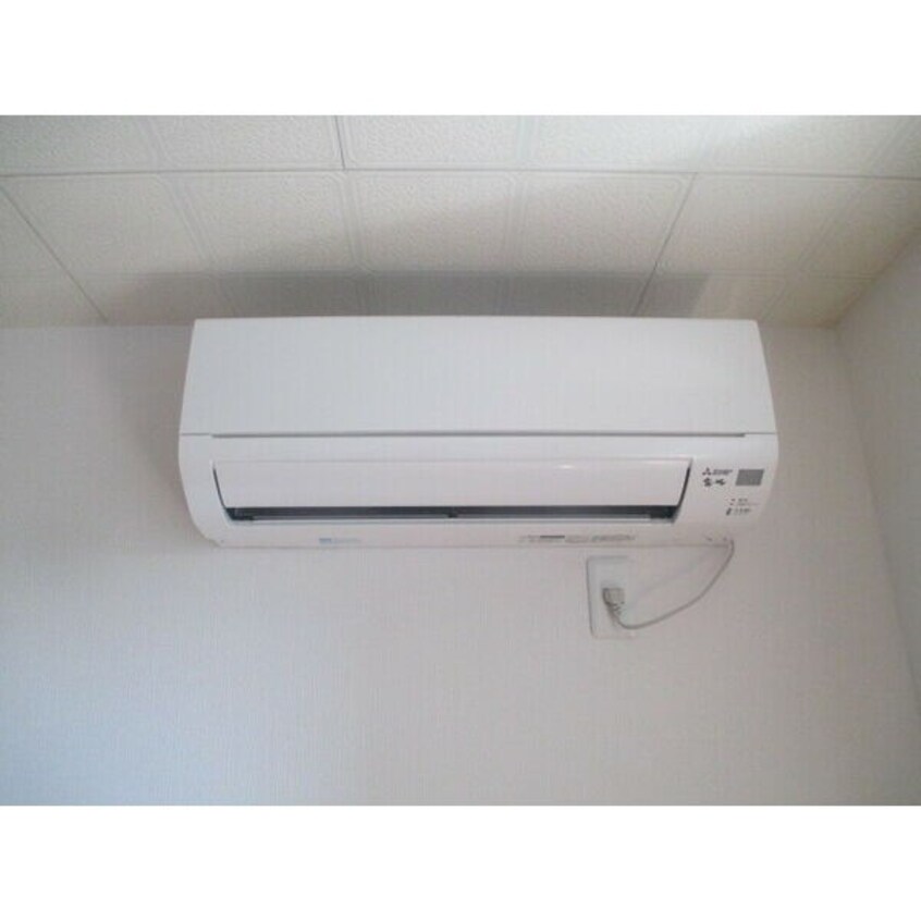  シャルル・ド・アベニュー