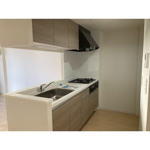  メニーズコート創成プレミア