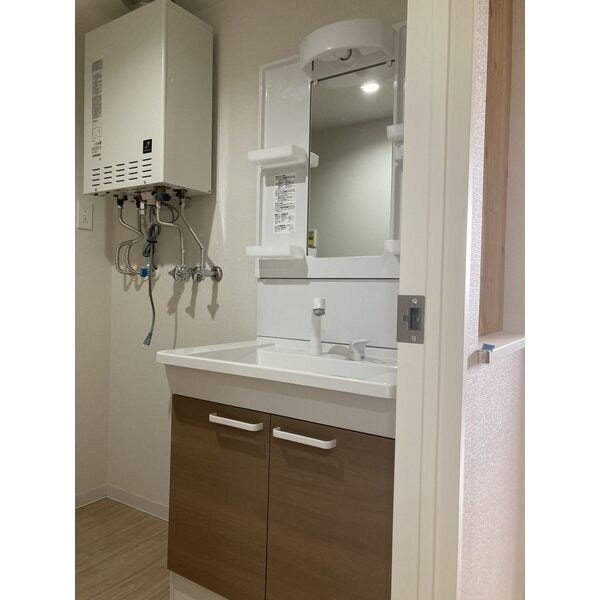  メニーズコート創成プレミア