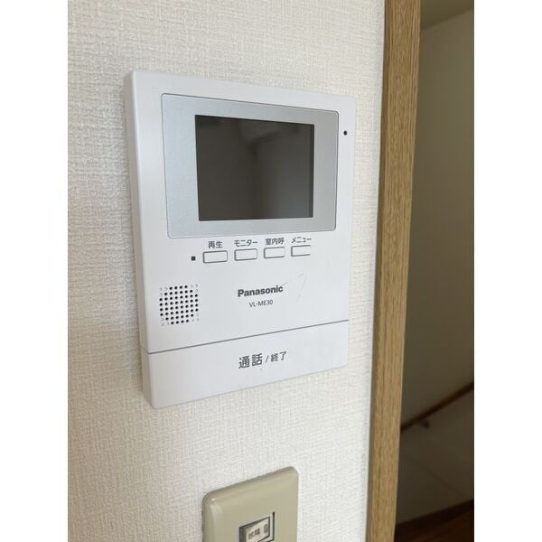  グランコリーヌIV 102