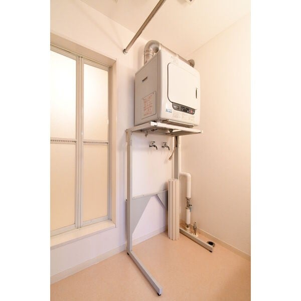  グランコリーヌIV 102