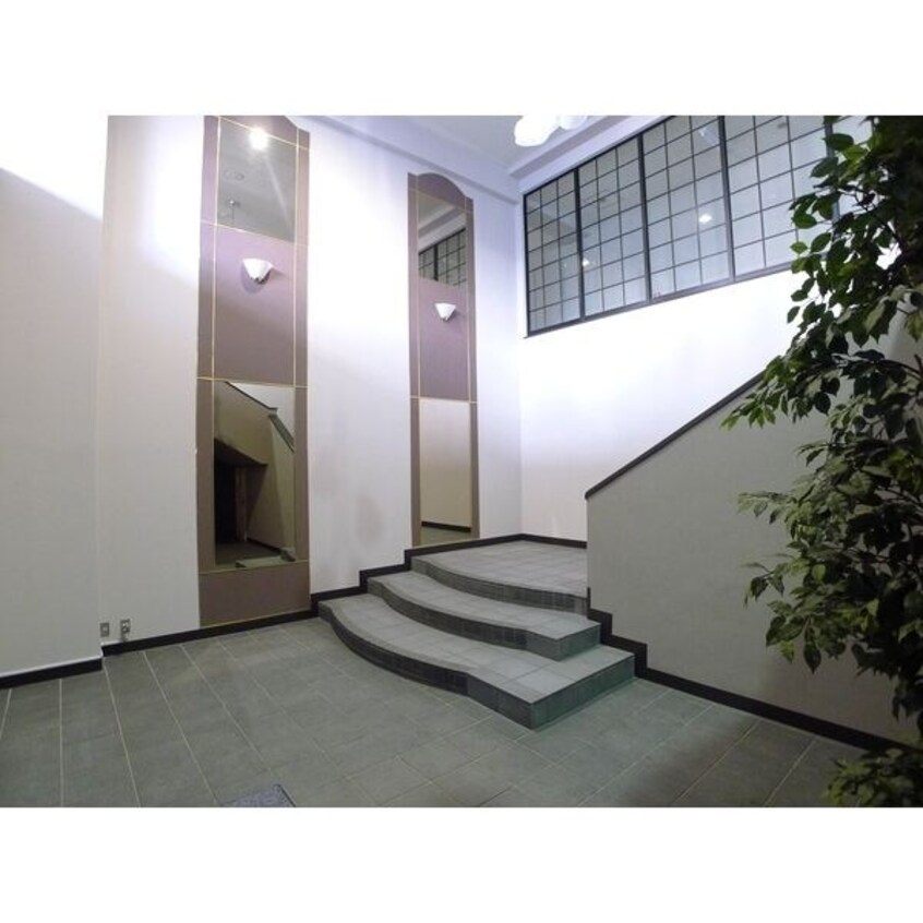  藤井ビル北２３条II