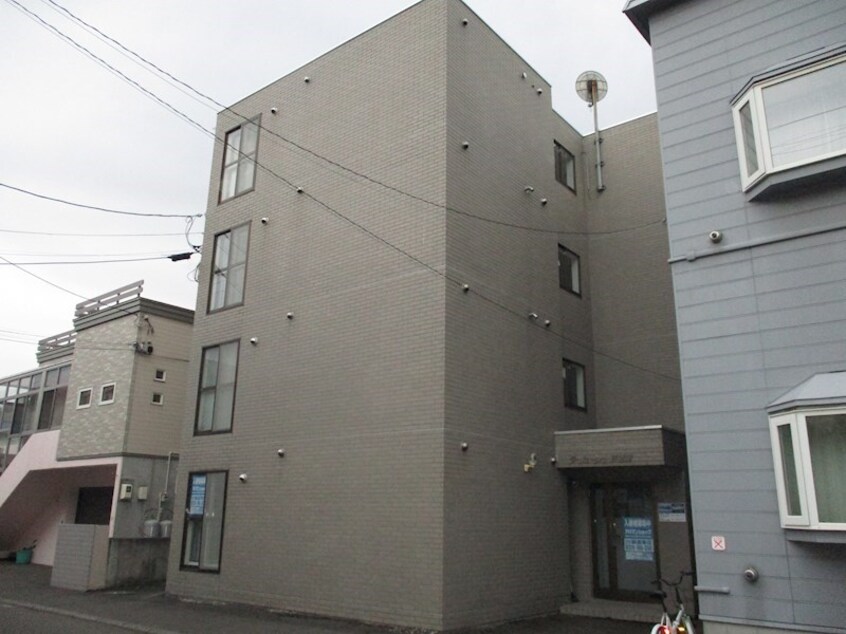  ラリューシュ新道東