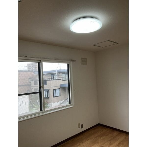  グランドールN34 B棟