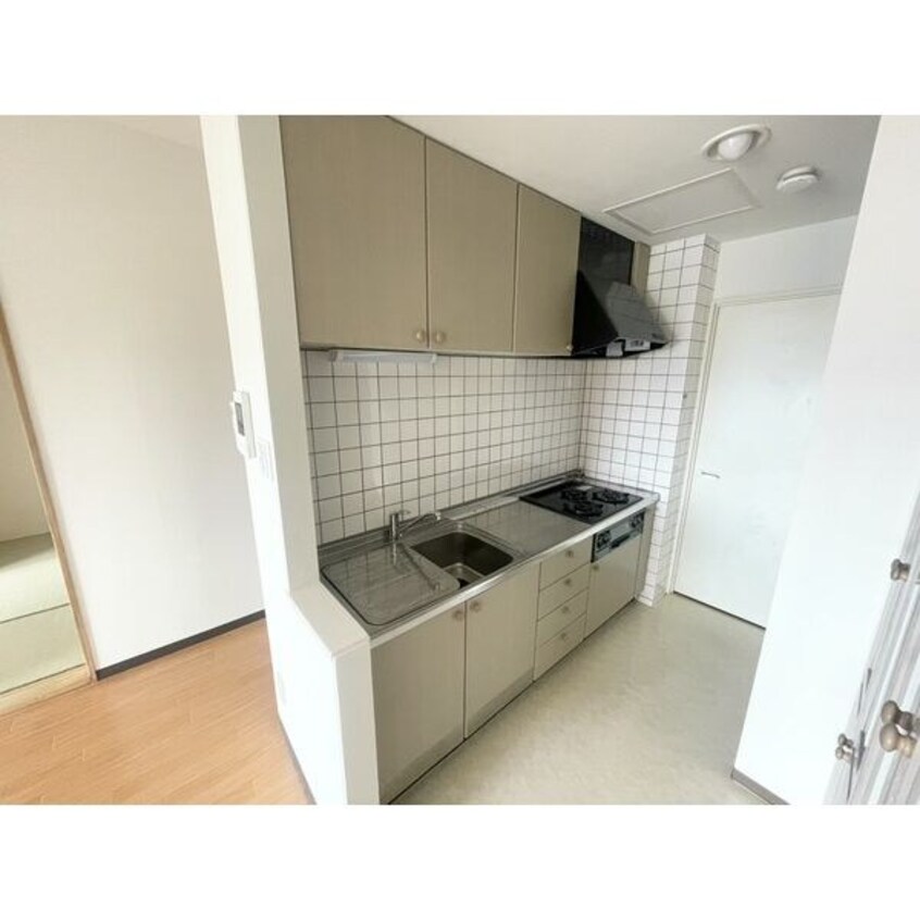  東海プラザ白石