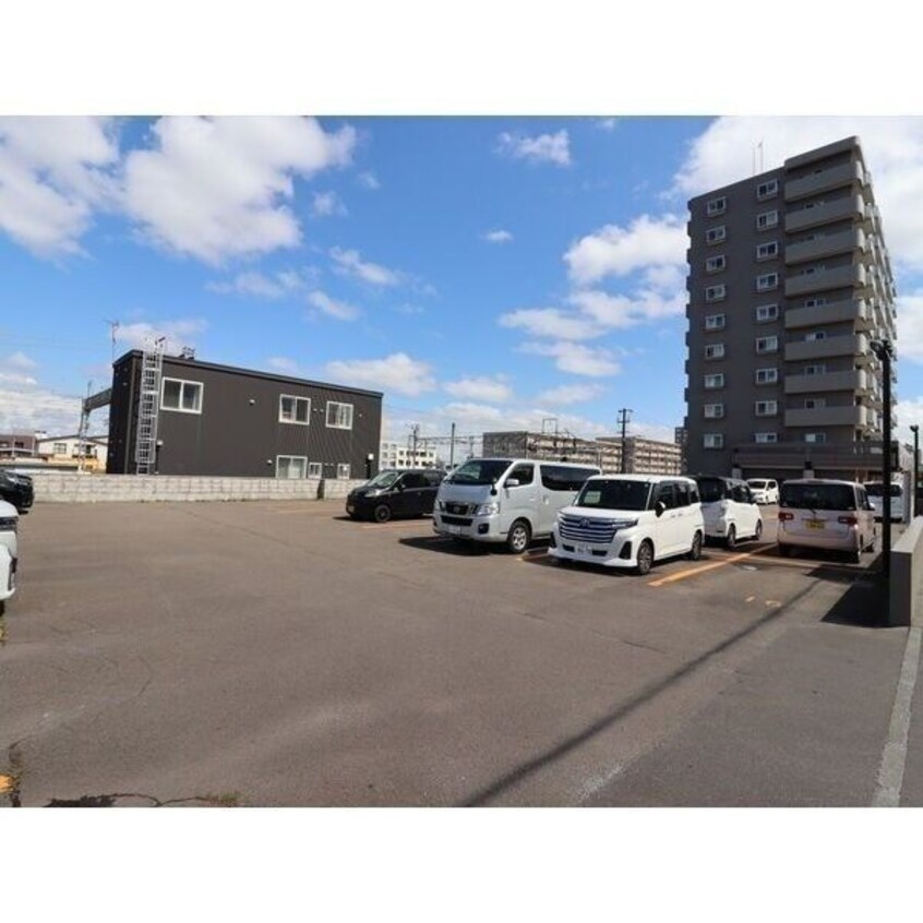  東海プラザ白石