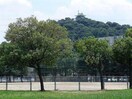 間々公園(公園)まで670m グレース２１