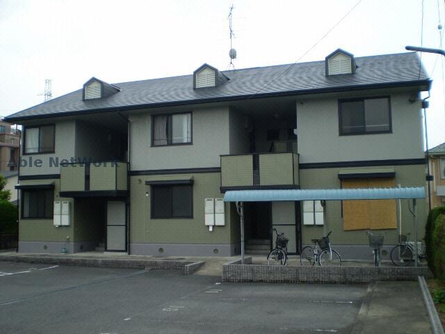  ファミハイツ