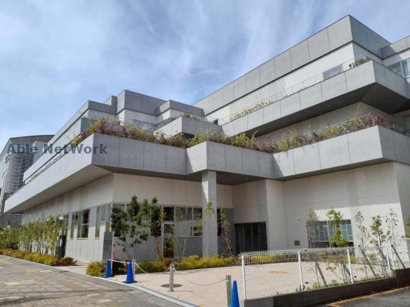 小牧市中央図書館(図書館)まで847m ノートルメゾンＴ