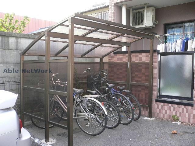  クリスタル・タウン中央