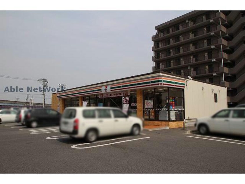 セブンイレブン小牧駅北店(コンビニ)まで333m サンライズ小牧中央