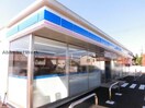 ローソン小牧原駅前店(コンビニ)まで84m グリーン